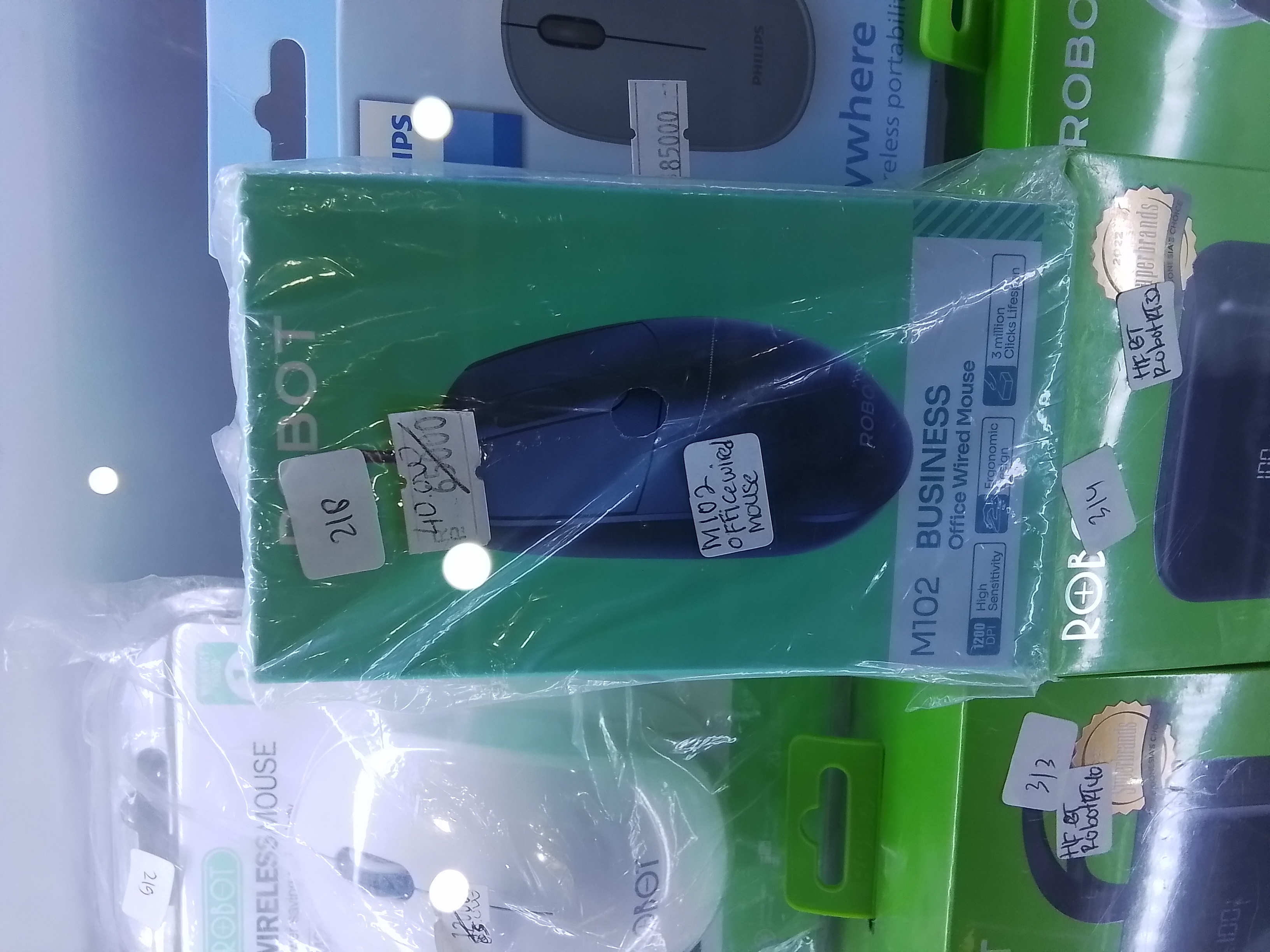 218 MOUSE M102
