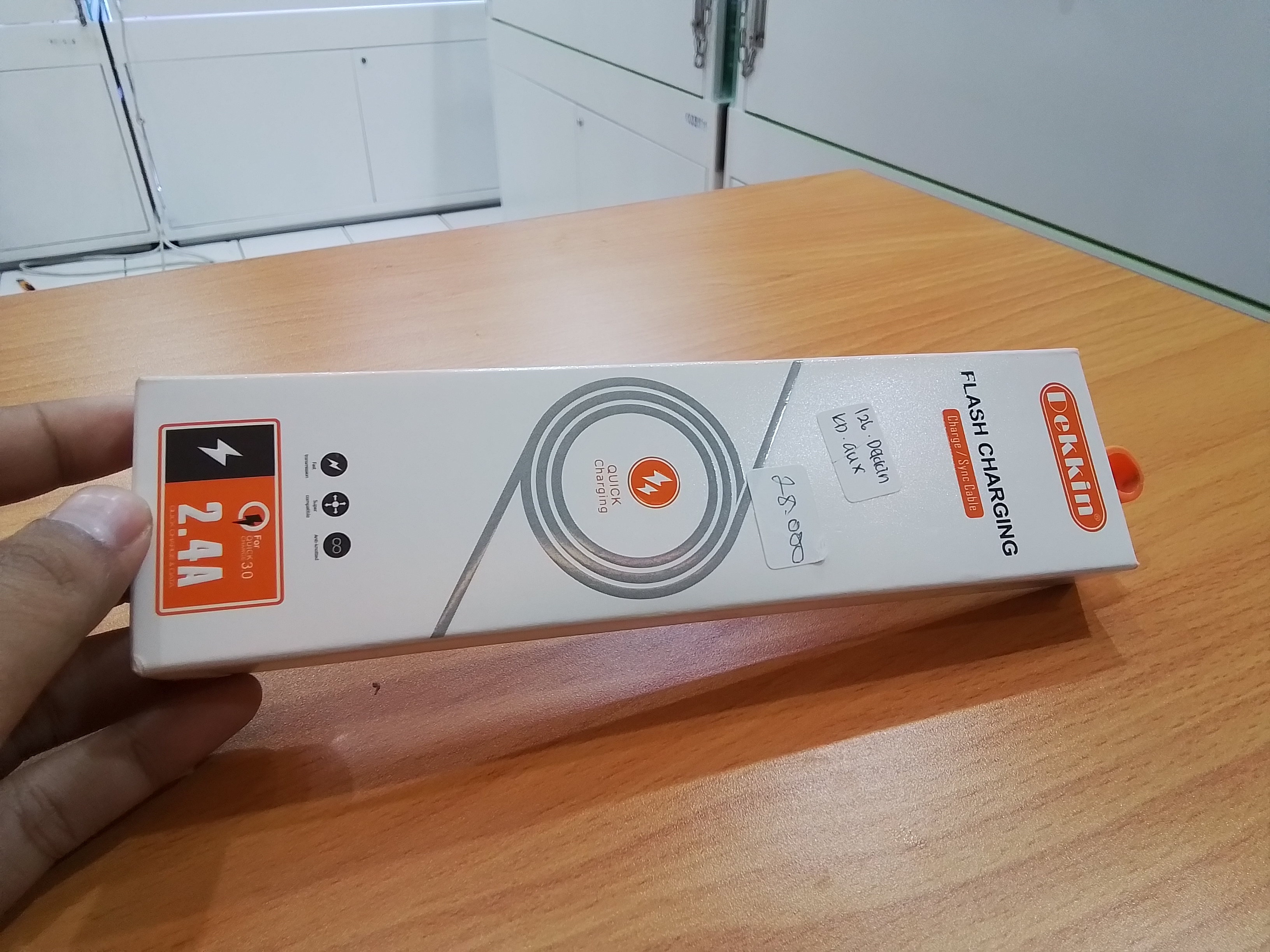 126 DEKKIN KABEL AUX