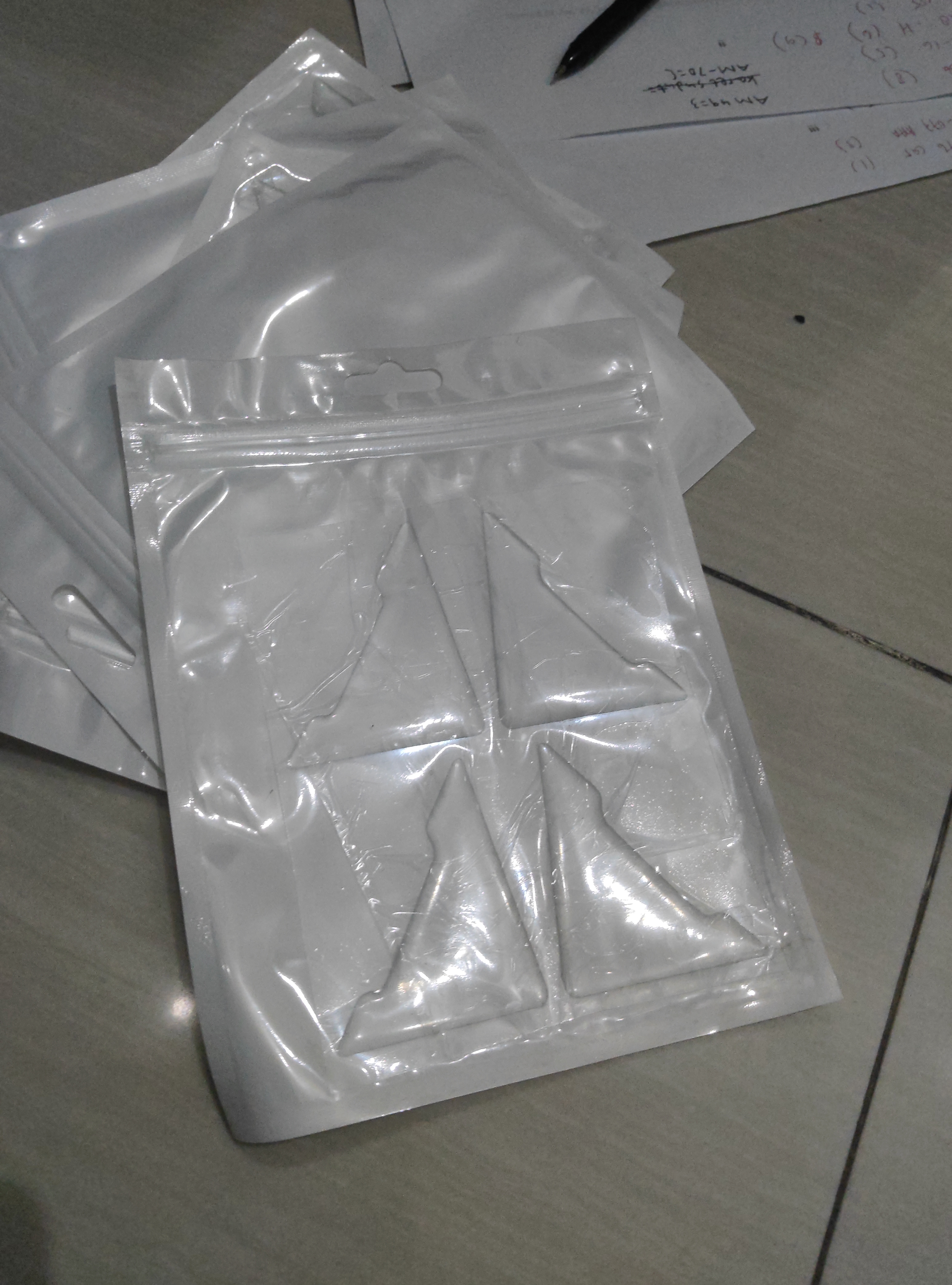 AM-70 KARET SUDUT PINTU BENING